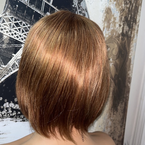 Caramel Bob is a beautiful wig for every day use , is made with real human hair - Picture 3 of 7